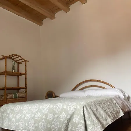 Descansar Piscina Cerca